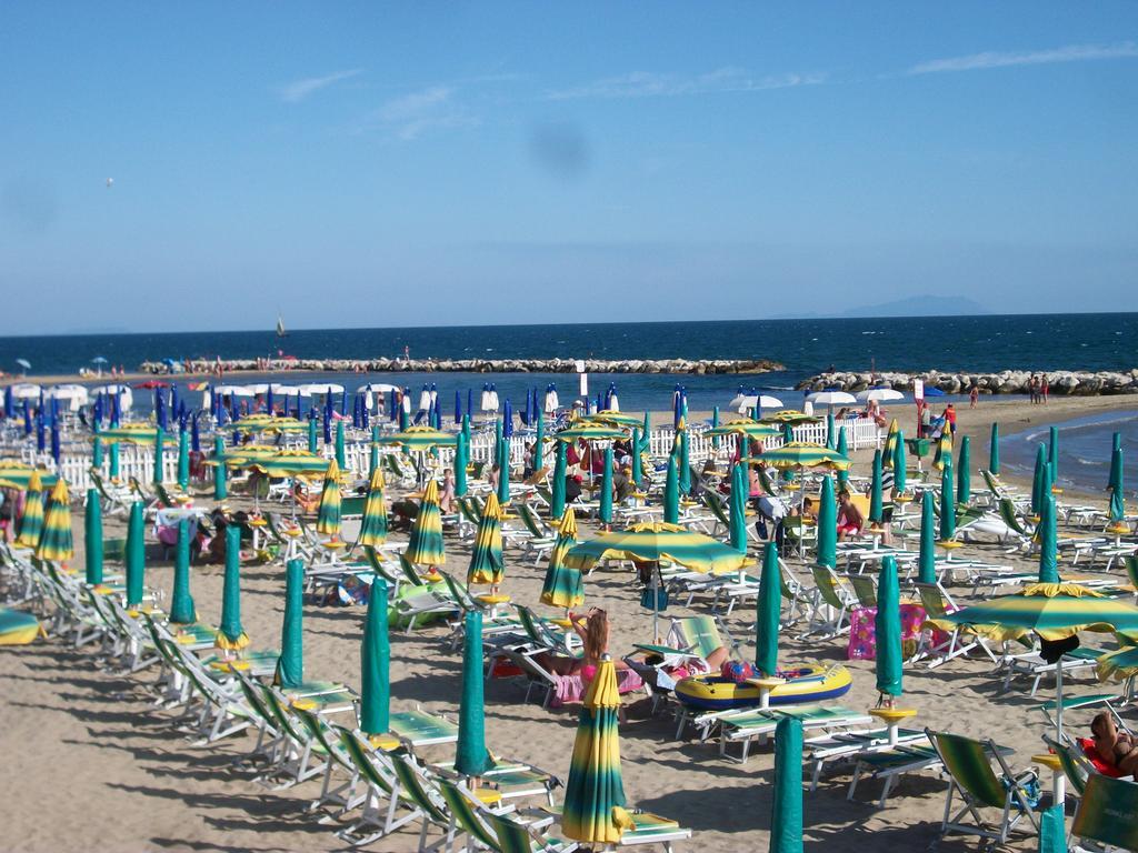 Il Girasole Formia Guesthouse Rooms 외부 사진