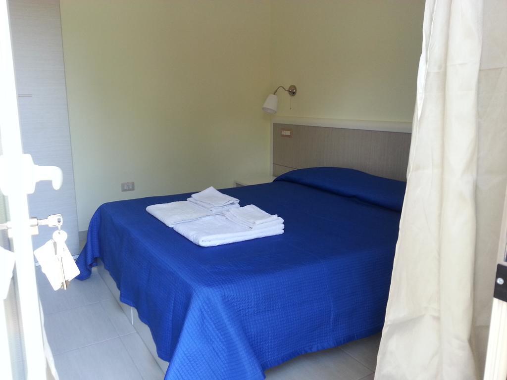 Il Girasole Formia Guesthouse Rooms 외부 사진