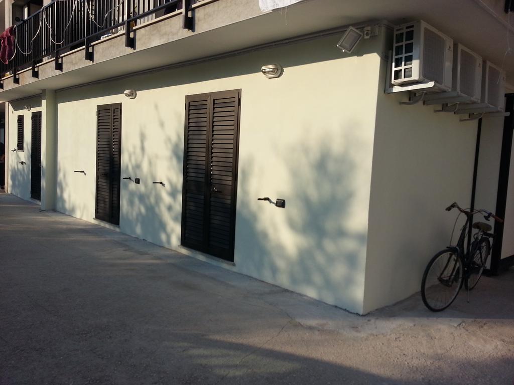 Il Girasole Formia Guesthouse Rooms 외부 사진